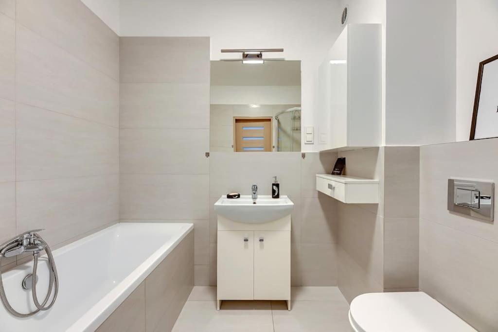 Albatross Tower - Apartament W Centrum Przymorza By Grand Apartments Γκντανσκ Εξωτερικό φωτογραφία